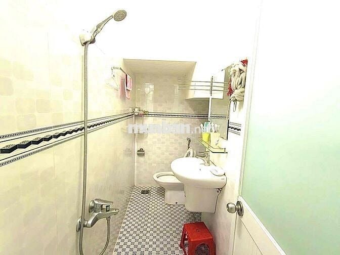 Nhà 3 tầng mới ở ngay - Hoàn công - 2 mặt tải - 68m2 vuông vức - Trung