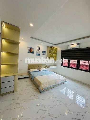 Vĩnh Hưng nhà đẹp 38m x 5 tầng, bê tông cốt thép chắc chắn, xem là mê!