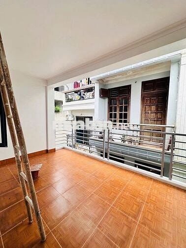 Cần cho thuê, NR 5 tầng, phố Đại Từ, sát mặt Nguyễn Cảnh Dị.