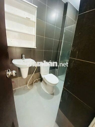 Cho thuê nhà mặt tiền khu VIP 8A Giải Phóng, Phường 4, Q.Tân Bình