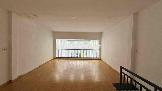 cho thuê nhà mới , chủ hổ trợ ngăn thêm phòng theo yêu cầu