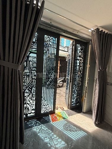 Bán bán nhà hẻm xe hơi, khu phường 10 gò vấp