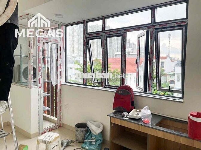 STUDIO CỬA SỔ LỚN FULL NỘI THẤT CAO CẤP MÁY GIẶT RIÊNG KẾ BÊN TDTU Q7