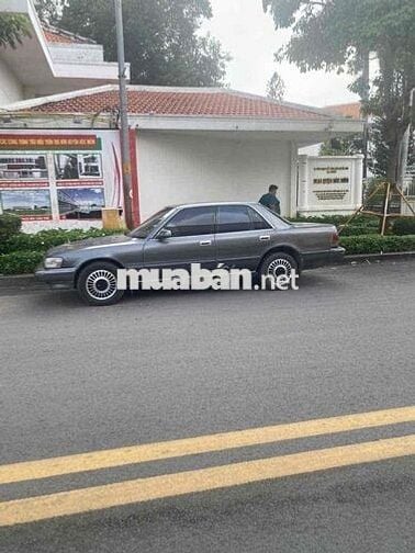 Toyota Cressida 1989 - 300000 km