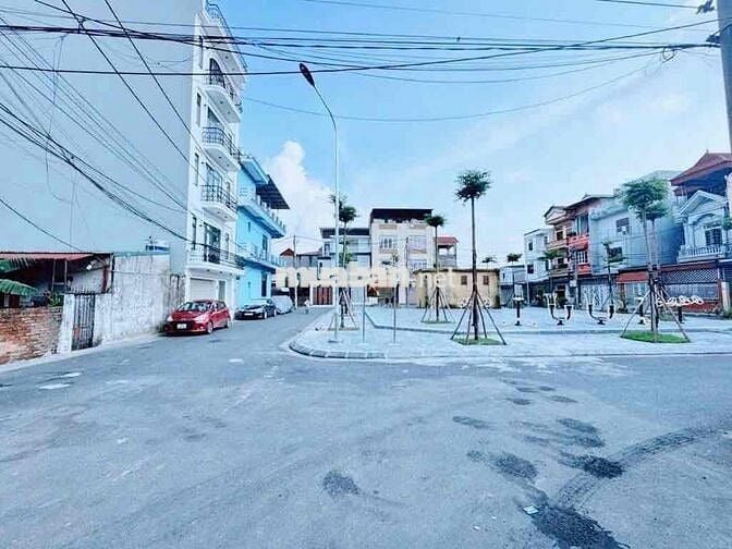 GẦN CẦU THƯỢNG CÁT- VIEW CÔNG VIÊN – ĐƯỜNG Ô TÔ TRÁNH – KHU DÂN CƯ ĐÔN