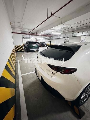 Mazda 3 2019 1.5L Sport Deluxe - 35000 km