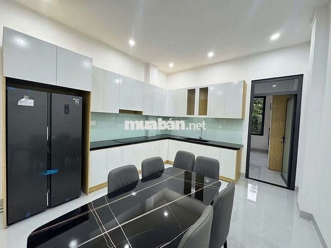 💢 Nhà 3 lầu đường Đồng Sỹ Bình - Cách ngã 6 BMT chỉ 2,5 km!