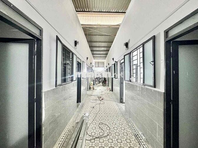 PHÒNG DÃY TRỆT MỚI XÂY MỚI NGAY DƯƠNG QUẢNG HÀM