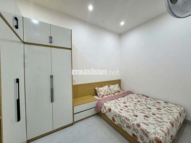 💢 Nhà 3 lầu đường Đồng Sỹ Bình - Cách ngã 6 BMT chỉ 2,5 km!