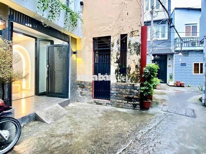 NHÀ ĐẸP GIÁ RẺ FULL NỘI THẤT XỊN 2PN2WC HẺM 6M LÊ ĐỨC THỌ GV