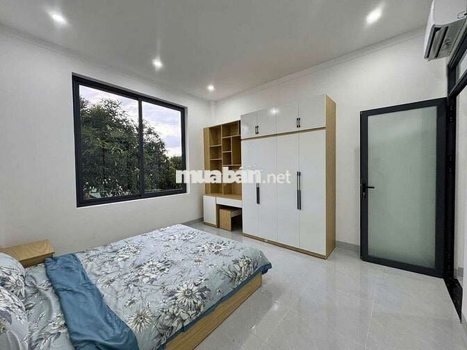 💢 Nhà 3 lầu đường Đồng Sỹ Bình - Cách ngã 6 BMT chỉ 2,5 km!