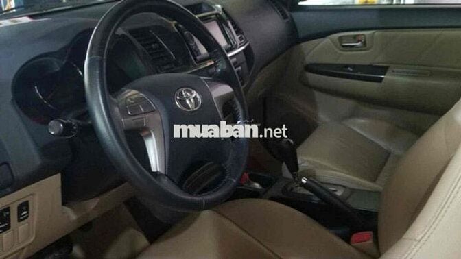 Nhà mình bán Toyota Fortuner 2014