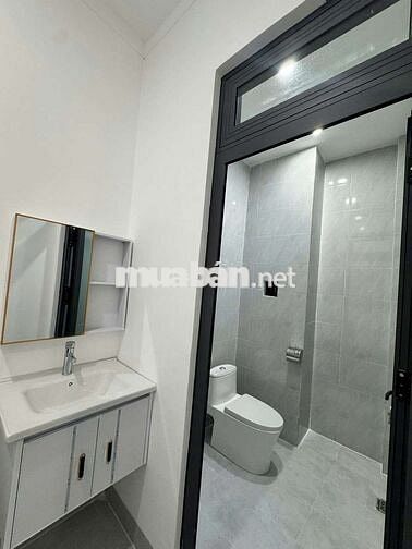 💢 Nhà 3 lầu đường Đồng Sỹ Bình - Cách ngã 6 BMT chỉ 2,5 km!