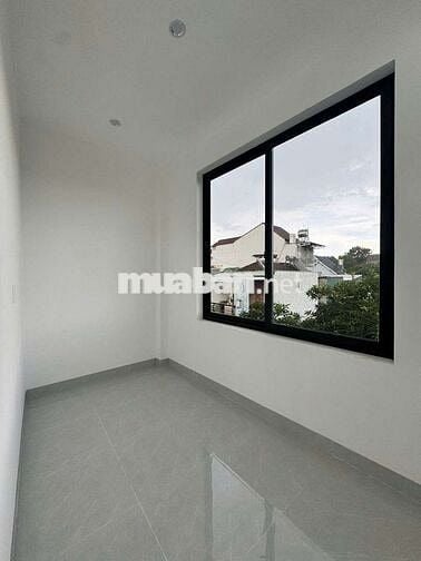 💢 Nhà 3 lầu đường Đồng Sỹ Bình - Cách ngã 6 BMT chỉ 2,5 km!