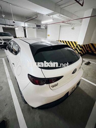 Mazda 3 2019 1.5L Sport Deluxe - 35000 km