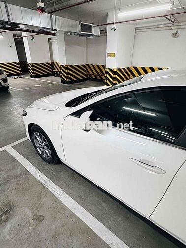 Mazda 3 2019 1.5L Sport Deluxe - 35000 km