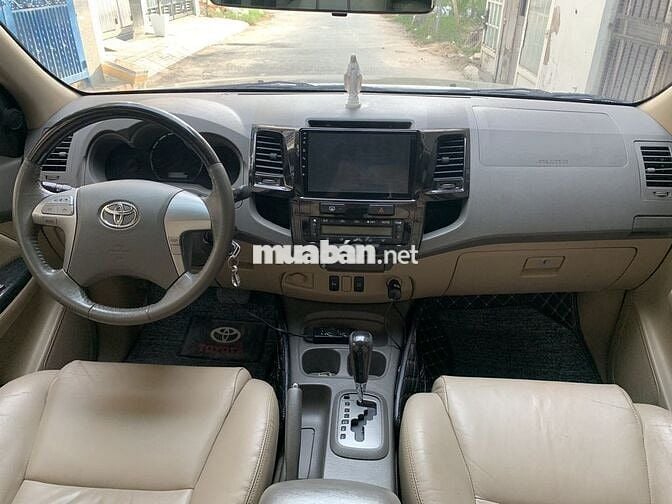 Toyota Fortuner 2013 2.7V 4x2 AT - 158000 km