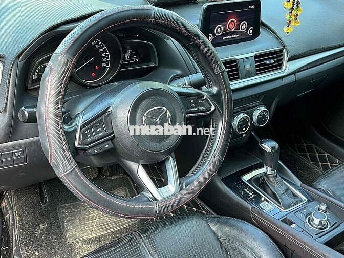 Mazda 3 2019 1.5L Premium - 70000 km