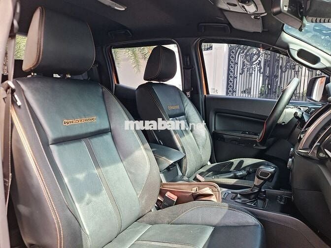 Ranger Wildtrak 2.0Bi-Turbo 4x4 Diesel nhập Thái