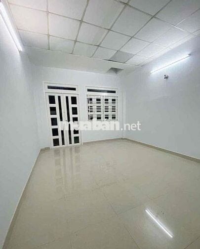 NHÀ MỚI Y NHƯ HÌNH. dt 4 x 13 ĐÚC LÂU NGAY ĐƯỜNG SỐ 14 LVQ