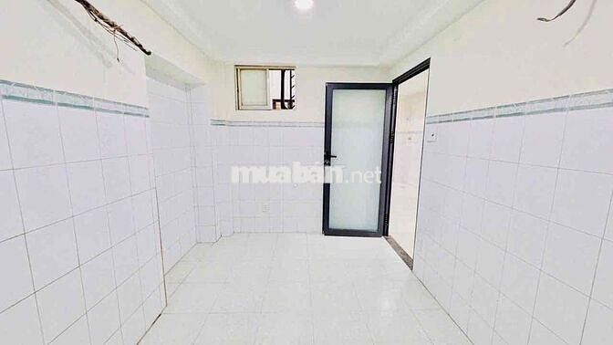 Cho thuê nhà nguyên căn mới đẹp Đường Trần Văn Đang Quận 3