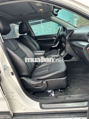 KIA SORENTO 2.4 GATH,máy xăng bản FULL,2013,ZIN95%