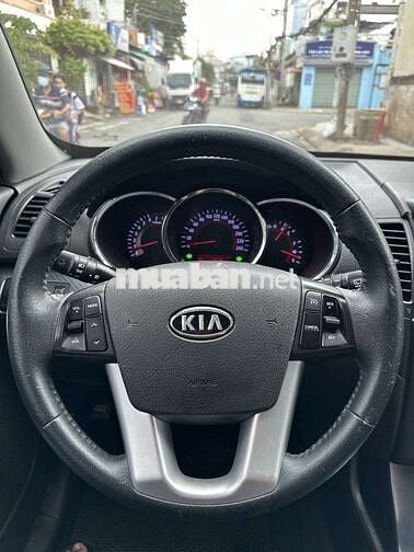 KIA SORENTO 2.4 GATH,máy xăng bản FULL,2013,ZIN95%