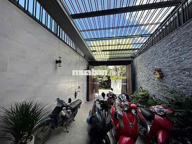 CHO THUÊ NHÀ 4x20 - SẠCH ĐẸP - PHÙ HỢP  LÀM ĐẸP - CÓ THỂ SANG TIỆM