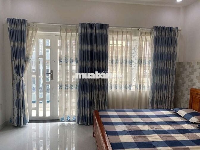 65m2 nở hậu 4m oto ngủ nhà ngay Trường Chinh 4 tầng BTCT Hoàn công đủ