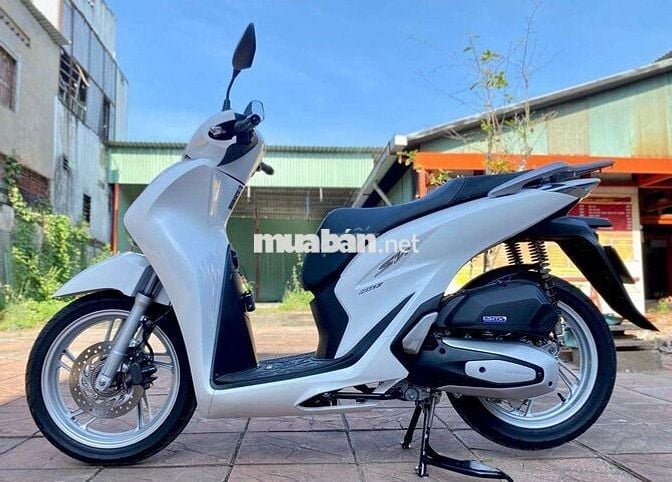 SH 150i ABS Date 2021 odo 9.000Km