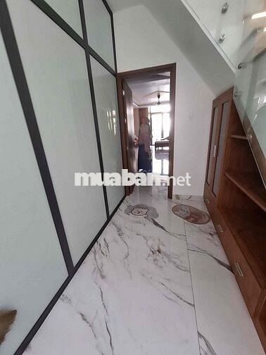 CHO THUê NHÀ FULL NỘi THẤt -KHU TÊN LỬA -BÌNh TÂN