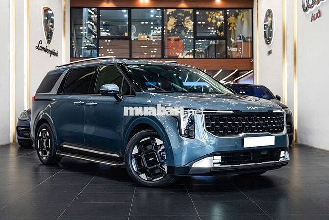 Kia Carnival 2025 Signature 2.2D - 25,000 km cọp.