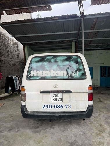 Toyota Hiace 2001 - 13065 km