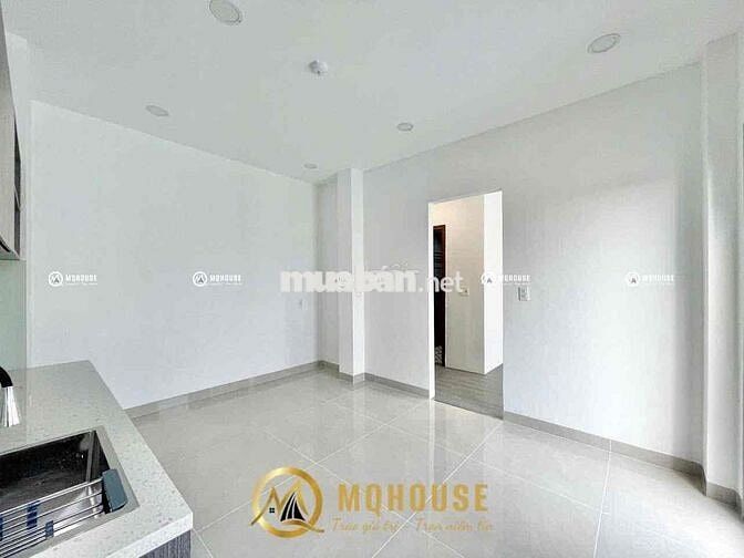 CHDV full nội thất 1pn ban công máy giặt riêng cực thoáng mới 100%