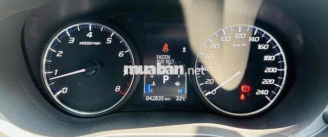 Mitsubishi Outlander CVT 2022 - 4v3 CÓ TRẢ GÓP