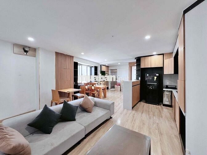 CHO THUÊ PENHOUSE VIEW BIỂN TRUNG TÂM NHA TRANG GIÁ 20 TRIỆU/THÁNG