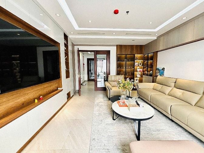 CÁT QUẾ HOT xách xali vào ở luôn, cần tiền ưng ib trôi ngay ạ