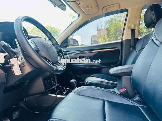 OUTLANDER 2.0 CVT 6️⃣6️⃣6️⃣TR -👉43000 km