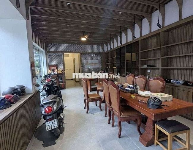 View Hồ Tây mặt phố Lạc Long Quân Tây Hồ 90m2 8 tầng 52,5Ty