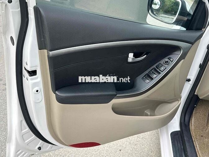 xe nhập khẩu đi rất đầm chắc chắn