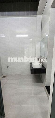 CHO THUÊ NHÀ TRỆT RỘNG DTSD 155M2 KDC MIỀN NAM GIÁP HƯNG PHÚ 15TR