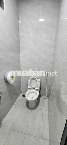 CHO THUÊ NHÀ TRỆT RỘNG DTSD 155M2 KDC MIỀN NAM GIÁP HƯNG PHÚ 15TR