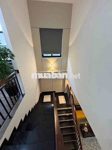 nhà 2 tầng 2 mê hoàng diệu nhà xây kiên cố