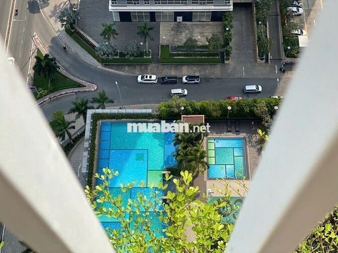 Sổ hồng chính chủ. Sunrise city 74 m2, 2pn, full nt, giá tố.t nhất