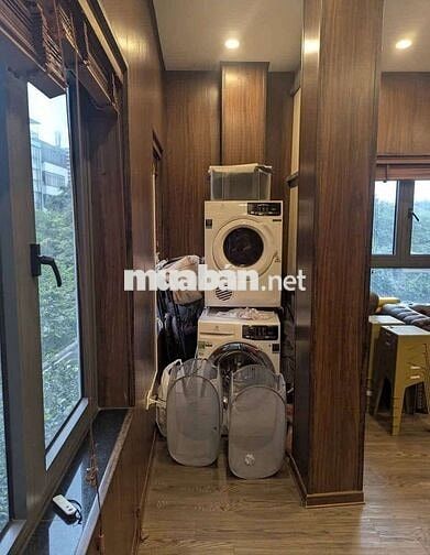 View Hồ Tây mặt phố Lạc Long Quân Tây Hồ 90m2 8 tầng 52,5Ty