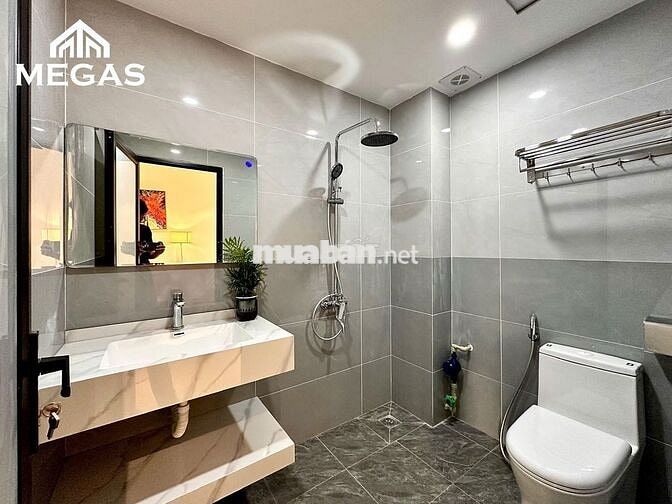 CĂN HỘ STUDIO - 1N1K MỚI ĐẦY ĐỦ NỘI THẤT NGAY LĂNG CHỦ TỊCH - ĐỘI CẤN