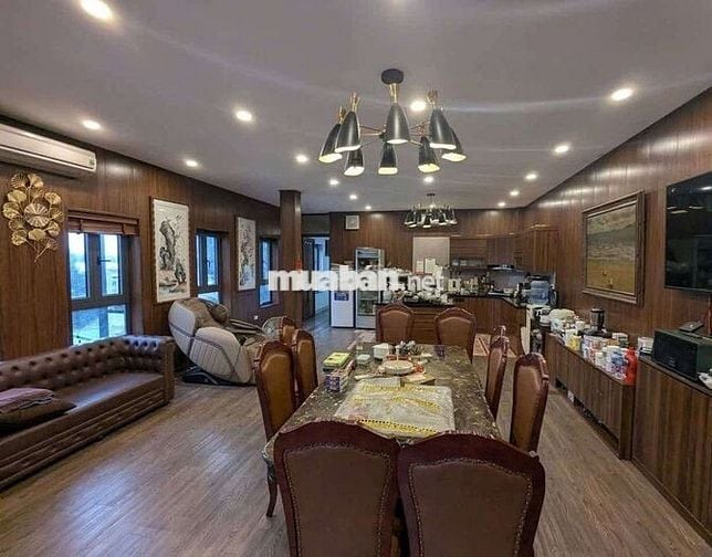 View Hồ Tây mặt phố Lạc Long Quân Tây Hồ 90m2 8 tầng 52,5Ty