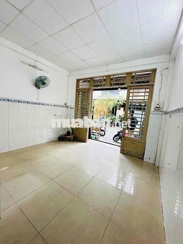 Bán nhà MT nhựa 8m, 40,m2- 3 tầng, 5,95 ty Bình Tân, Lê Văn Quới HC