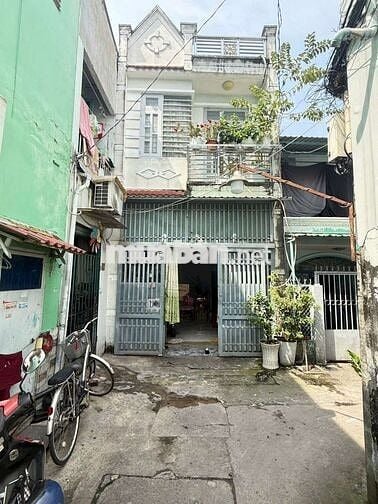 Bán Nhà HXH Hiệp Thành 45 Nhà 2tầng 3pn .vị trí 2/ lê vk.giá 3tỷ380 tl