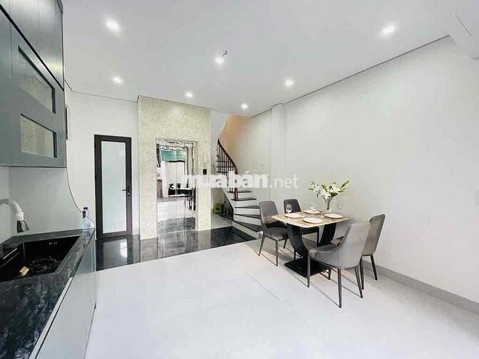 200M RA MẶT PHỐ CỔ LINH VÀI PHÚT RA CẦU TRẦN HƯNG ĐẠO , VĨNH TUY